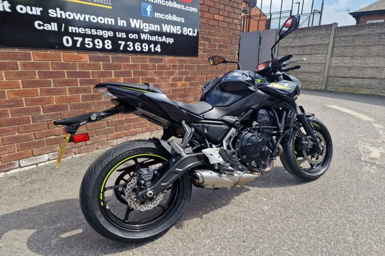 KAWASAKI Z650