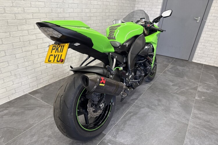 KAWASAKI NINJA ZX-10R