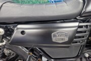 MOTO GUZZI V7