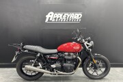 TRIUMPH STREET TWIN