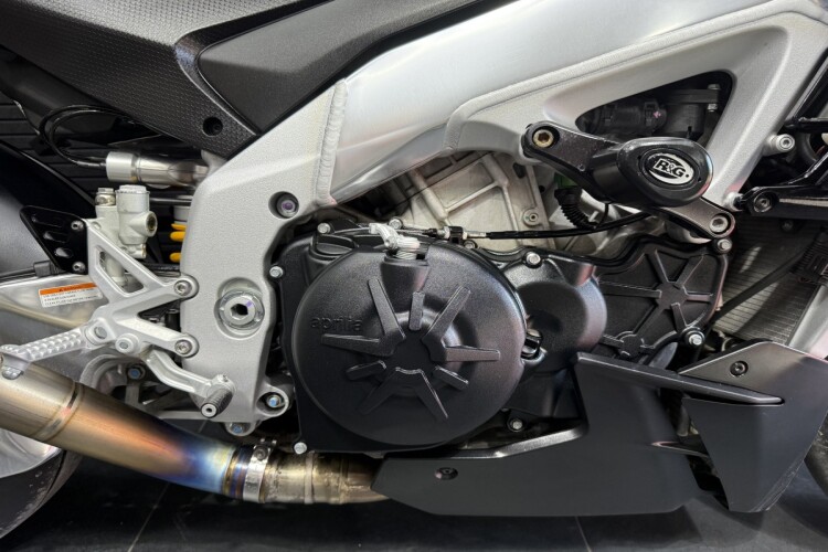 APRILIA TUONO 1100 V4 for sale