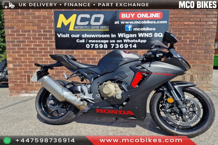 HONDA CBR1000RR FIREBLADE