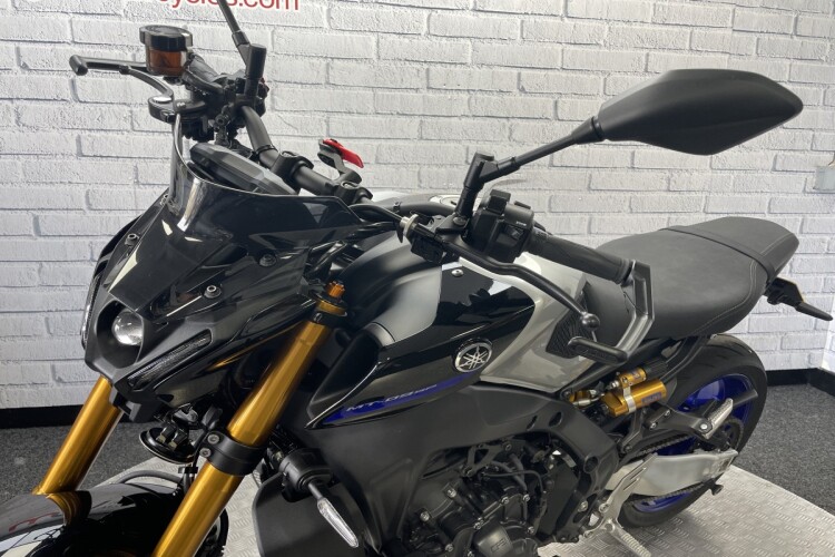 YAMAHA MT-09 SP