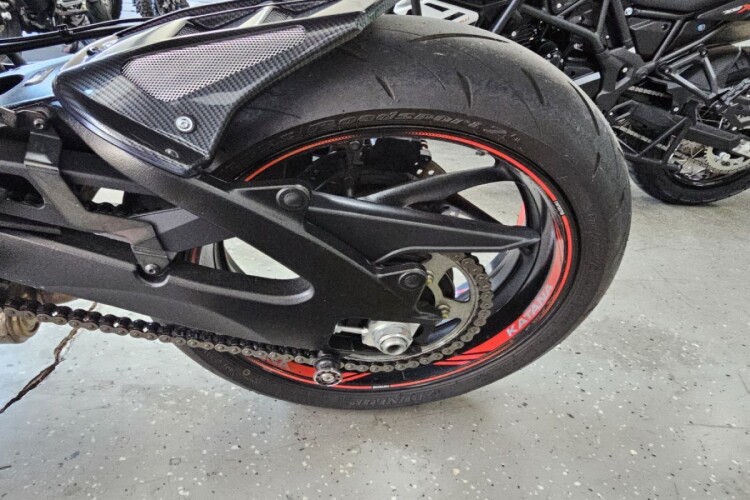 SUZUKI GSX-S 1000 KATANA