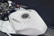 SUZUKI GSX1300R HAYABUSA
