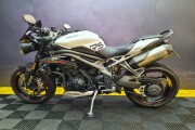 TRIUMPH SPEED TRIPLE 1050