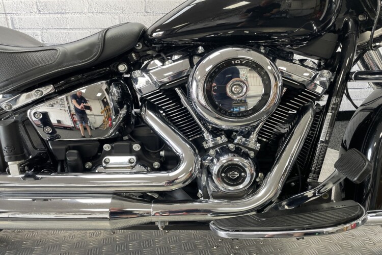 HARLEY-DAVIDSON SOFTAIL