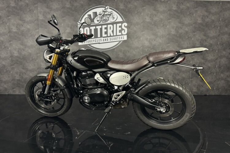 TRIUMPH SCRAMBLER 400 X