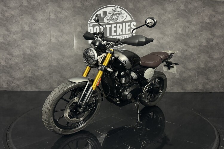TRIUMPH SCRAMBLER 400 X