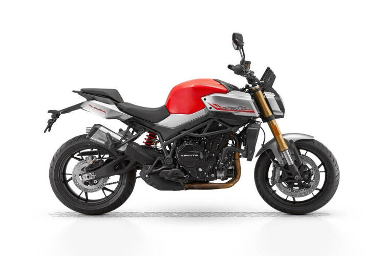 QJMOTOR SRK 900 for sale