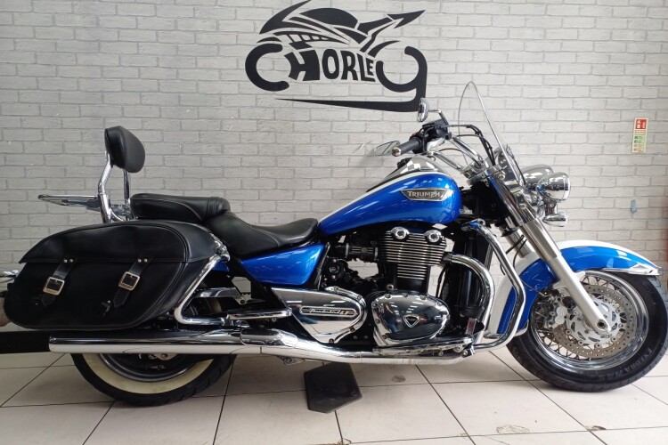 TRIUMPH THUNDERBIRD 1700