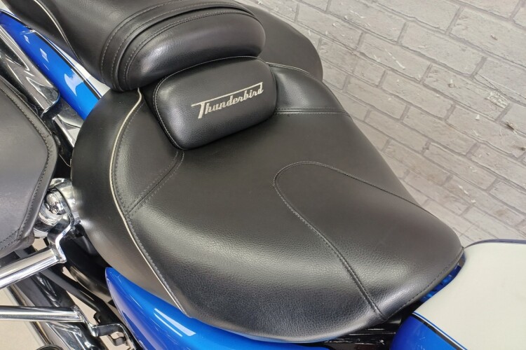 TRIUMPH THUNDERBIRD 1700