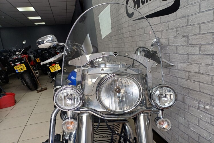 TRIUMPH THUNDERBIRD 1700