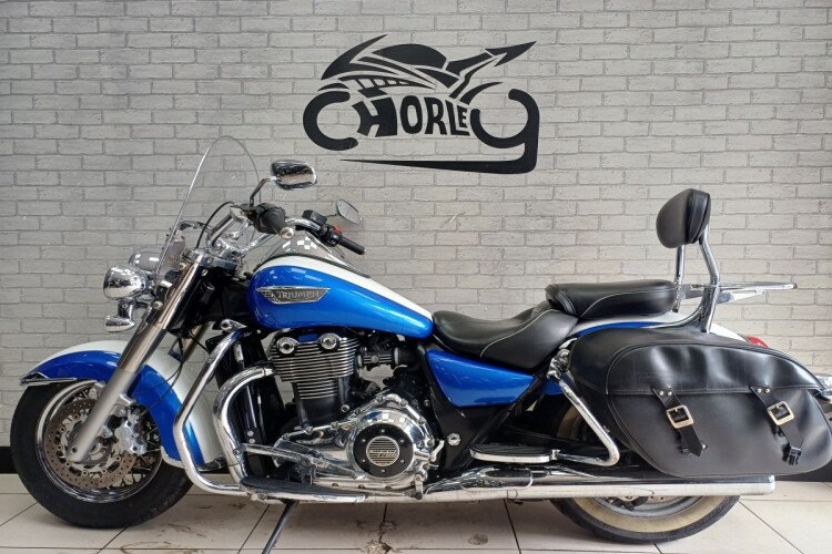 TRIUMPH THUNDERBIRD 1700