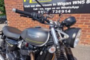 TRIUMPH SPEED TWIN 900