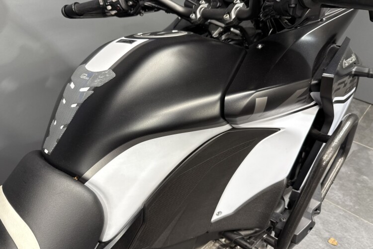 KAWASAKI VERSYS 1000