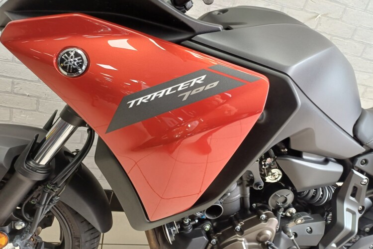 YAMAHA TRACER 700
