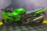 KAWASAKI ZZR1400