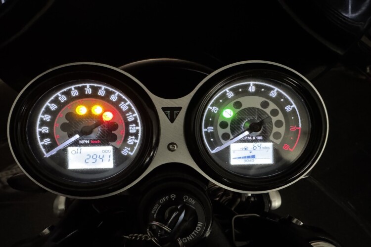 TRIUMPH SPEED TWIN 1200 for sale