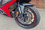 HONDA CBR650R
