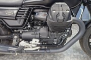 MOTO GUZZI V7