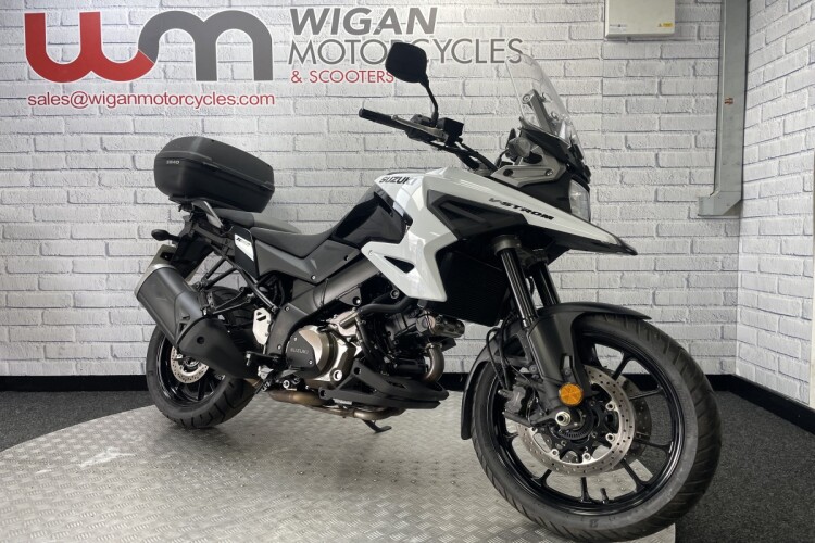 SUZUKI V-STROM 1050