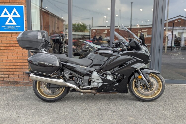 YAMAHA FJR1300 for sale