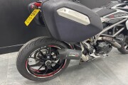 DUCATI HYPERSTRADA 821