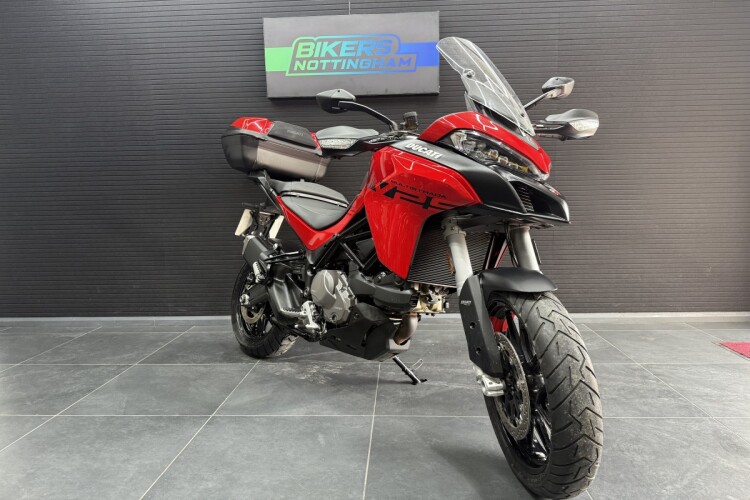 DUCATI MULTISTRADA V2