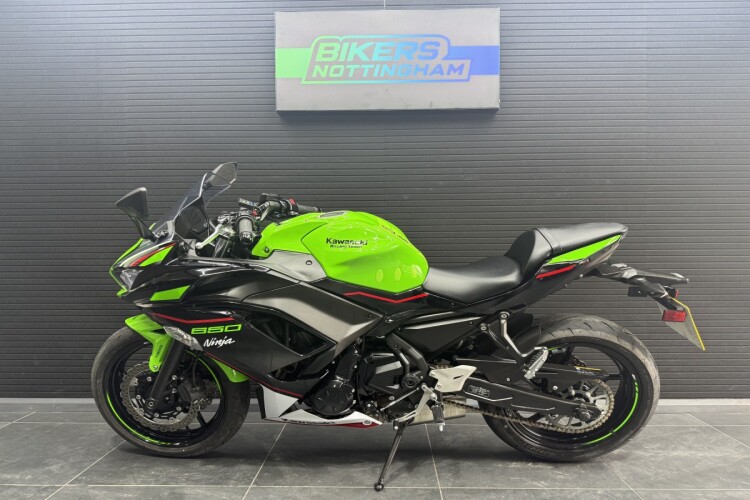 KAWASAKI NINJA 650