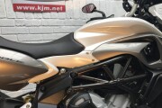 MV AGUSTA STRADALE 800