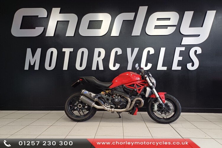 DUCATI MONSTER 1200