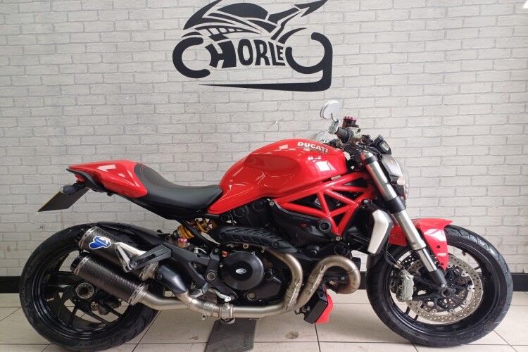 DUCATI MONSTER 1200
