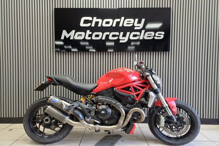 DUCATI MONSTER 1200