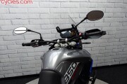 TRIUMPH TIGER 800