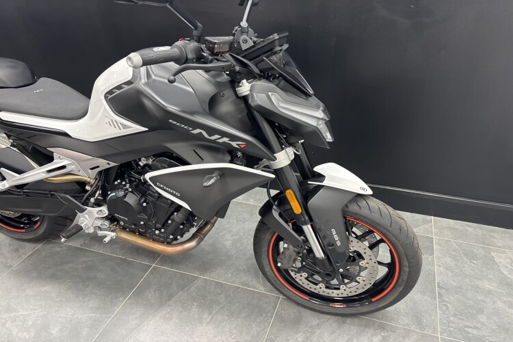 CF MOTO NK 800 ADVANCED