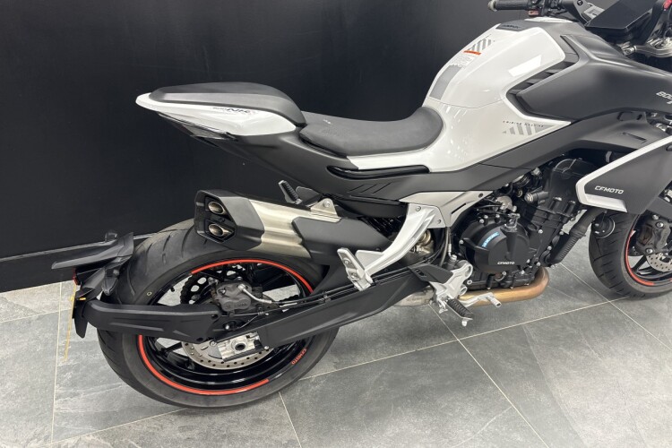 CF MOTO NK 800 ADVANCED