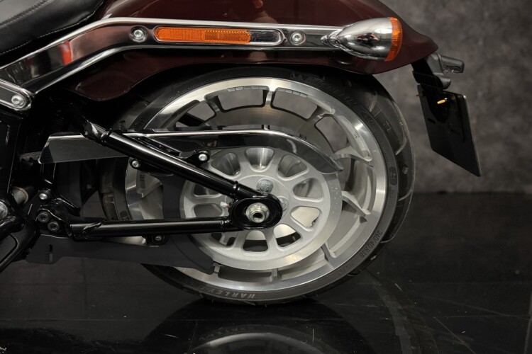 HARLEY-DAVIDSON SOFTAIL