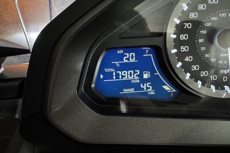 HONDA GL1800 GOLD WING