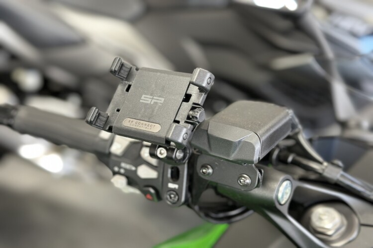 KAWASAKI NINJA 1100 SX SE for sale