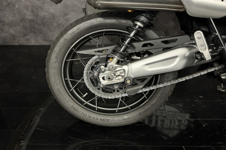 TRIUMPH SCRAMBLER 1200