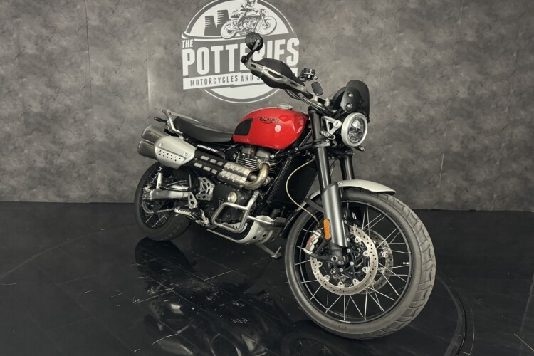 TRIUMPH SCRAMBLER 1200