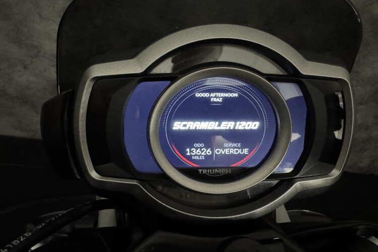 TRIUMPH SCRAMBLER 1200