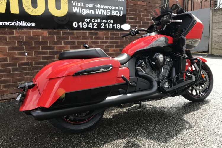 INDIAN CHALLENGER DARK HORSE