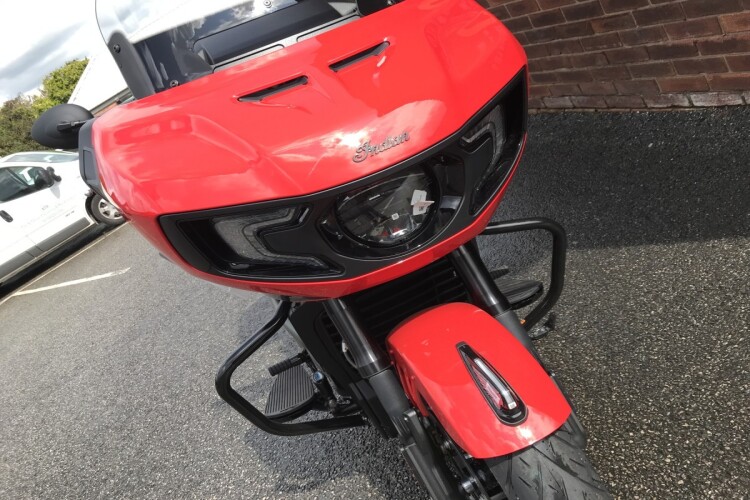 INDIAN CHALLENGER DARK HORSE