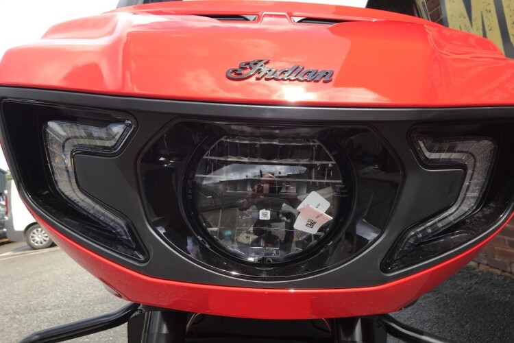 INDIAN CHALLENGER DARK HORSE