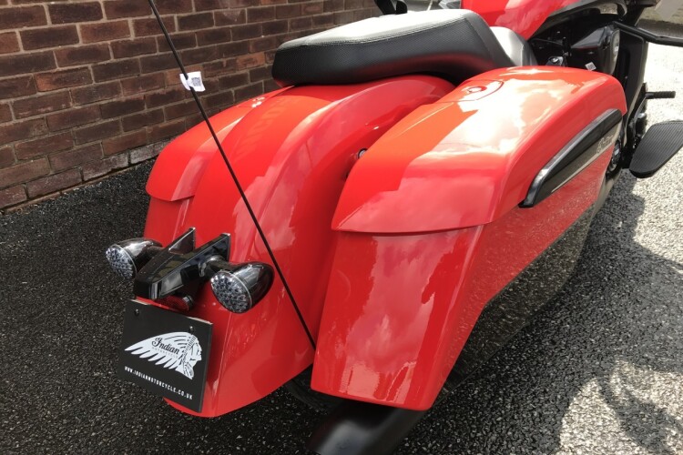 INDIAN CHALLENGER DARK HORSE