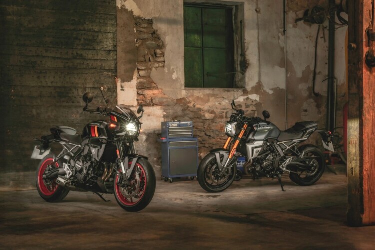 SUZUKI GSX-8S