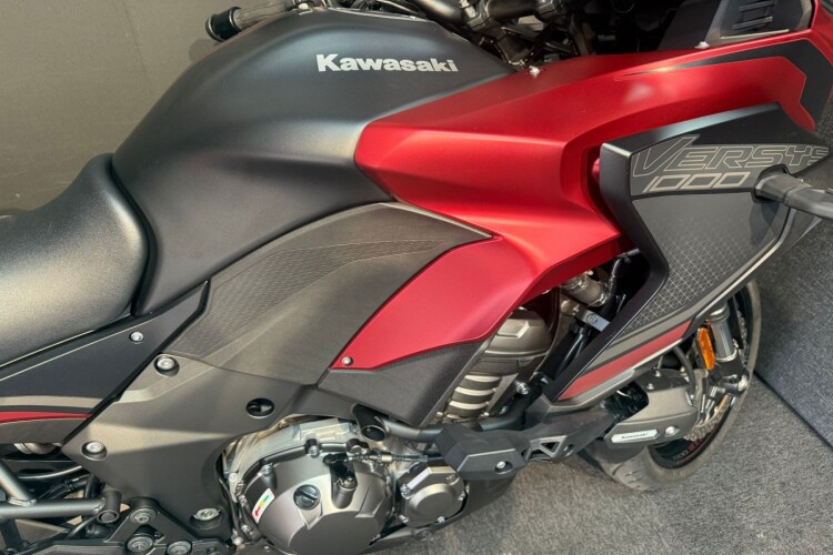 KAWASAKI VERSYS 1000