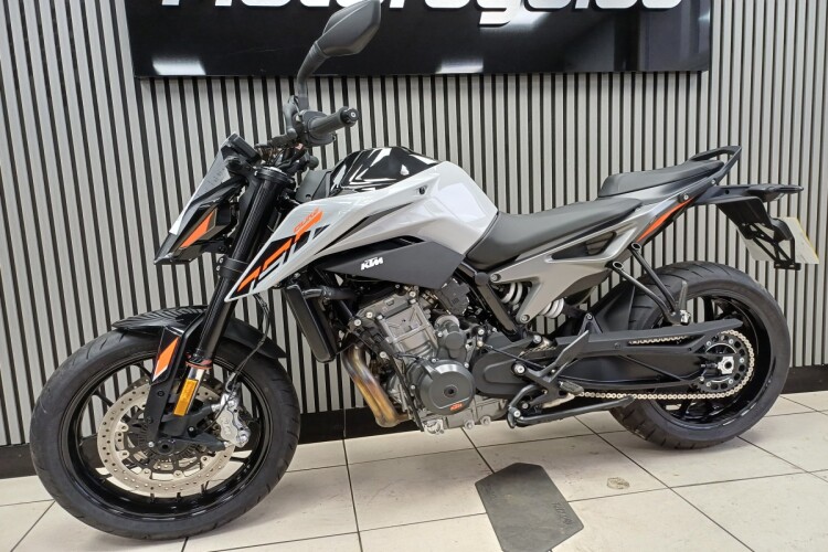 KTM 790 DUKE